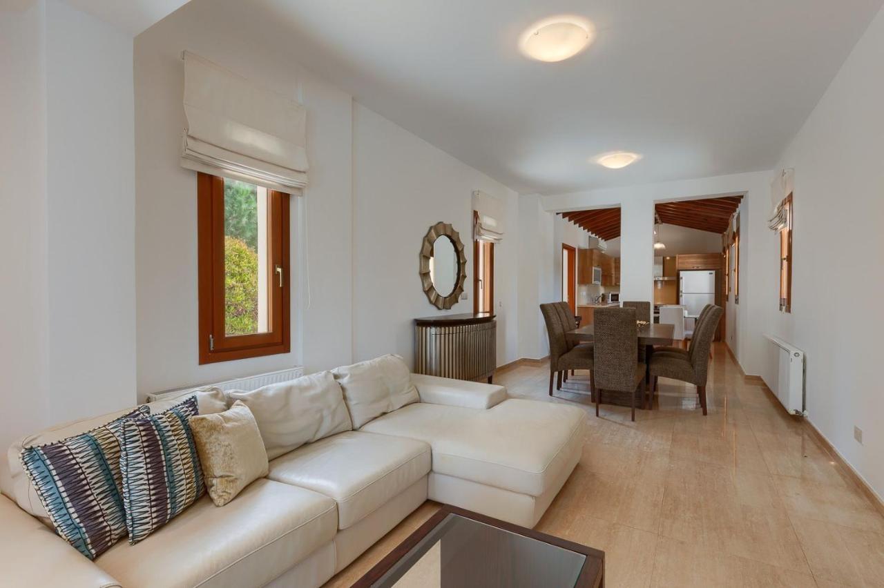 Aphrodite Hills Holiday Residences Superior Villas 5 Bedroom Superior Villa - 0135 Paphos