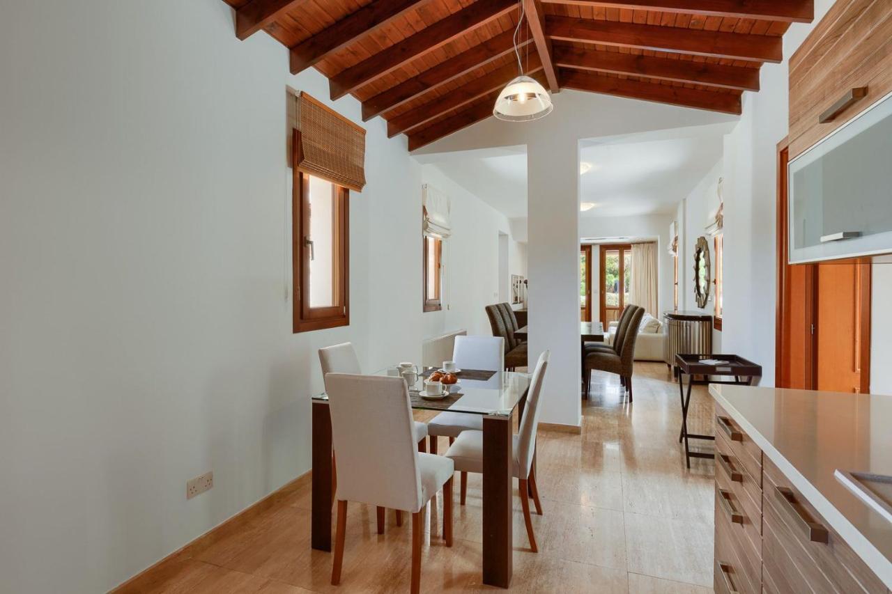 Aphrodite Hills Holiday Residences Superior Villas 5 Bedroom Superior Villa - 0135 *