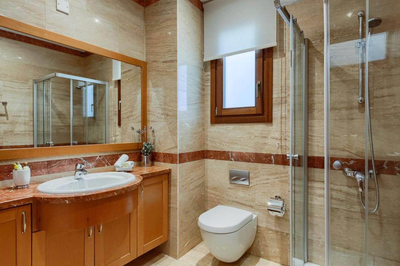 Villa Aphrodite Hills Holiday Residences Superior Villas 5 Bedroom Superior Villa - 0135 Paphos