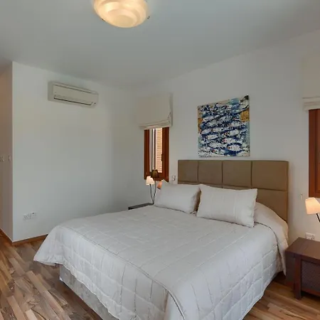 Aphrodite Hills Holiday Residences Superior Villas 5 Bedroom Superior Villa - 0135 Paphos מראה חיצוני תמונה